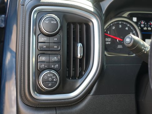 Used 2020 Chevrolet Silverado 1500 High Country AWD/4WD image 16