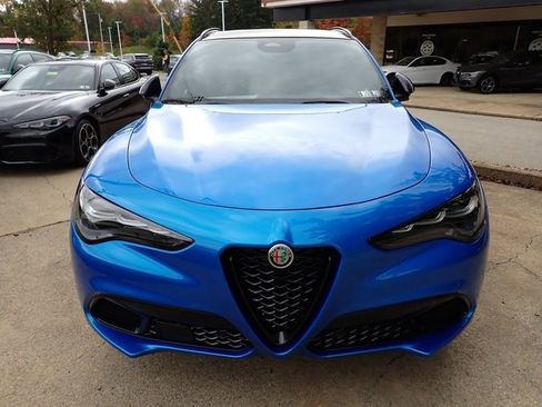 New 2025 Alfa Romeo Stelvio Sprint image 10