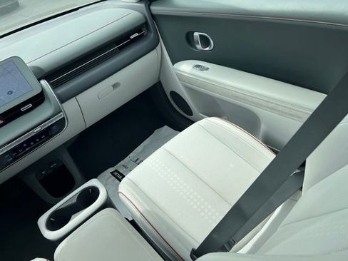 Used 2024 Hyundai Ioniq 5 Limited image 11