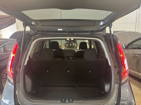 Used 2025 Kia Soul LX w/ LX Technology Package image 29
