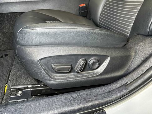 Used 2023 Toyota Camry SE w/ Cold Weather Package image 23