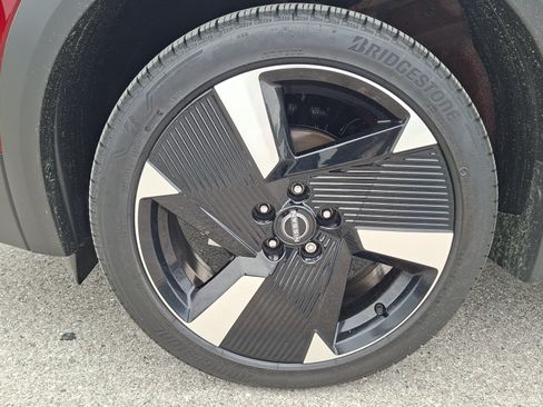 Used 2025 Nissan Kicks SR FWD image 25