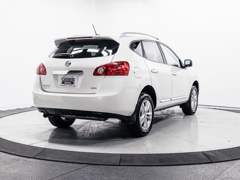 Used 2015 Nissan Rogue S w/ Convenience Package image 10