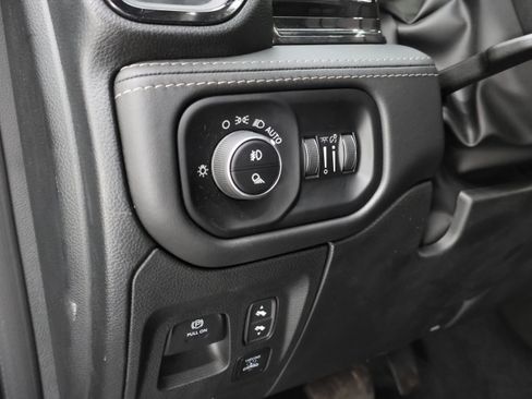 Used 2025 RAM 1500 Limited image 46