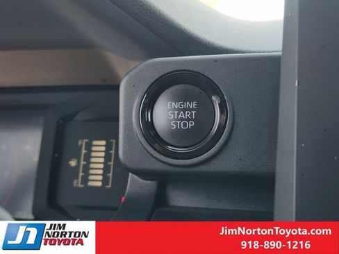 Used 2025 Toyota Tacoma SR image 22