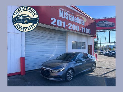 Used 2018 Honda Accord Hybrid image 1