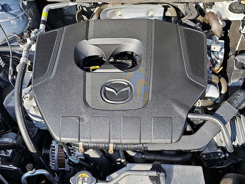 Used 2025 MAZDA CX-5 Carbon Edition image 29