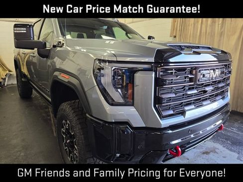 New 2026 GMC Sierra 2500 AT4X w/ LPO, Black Badging Package AWD/4WD image 4