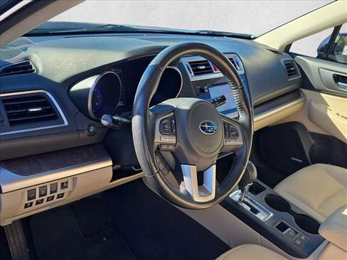 Used 2016 Subaru Outback 2.5i Limited image 9