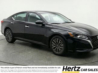 Used 2025 Nissan Altima 2.5 SV FWD video 1