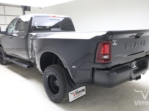 New 2026 RAM 3500 Tradesman AWD/4WD image 3