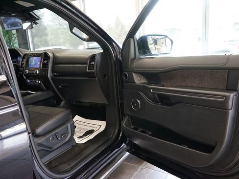 Used 2020 Ford Expedition Limited AWD/4WD image 43