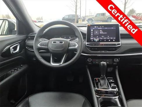 Certified 2022 Jeep Compass Altitude image 10