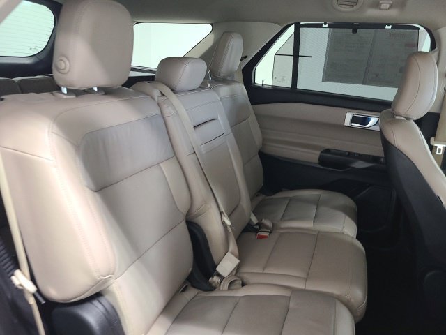 Used 2020 Ford Explorer Limited AWD/4WD image 14