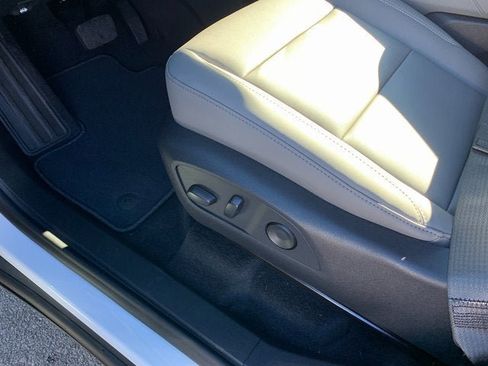 New 2026 GMC Acadia Elevation w/ Elevation Premium Package image 18