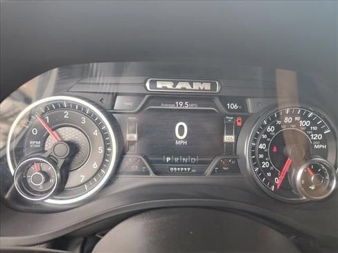 Used 2022 RAM 1500 Big Horn RWD image 15