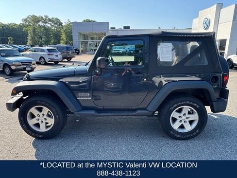 Used 2017 Jeep Wrangler Sport w/ Quick Order Package 23S AWD/4WD image 8