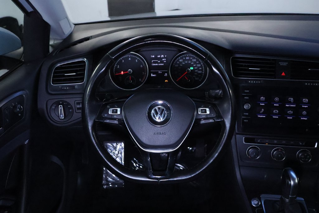 Used 2019 Volkswagen Golf SE FWD image 20
