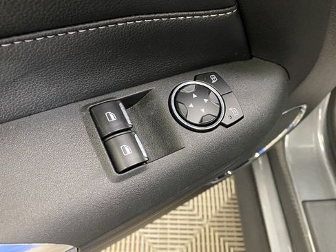 Used 2022 Ford Mustang GT Premium image 21