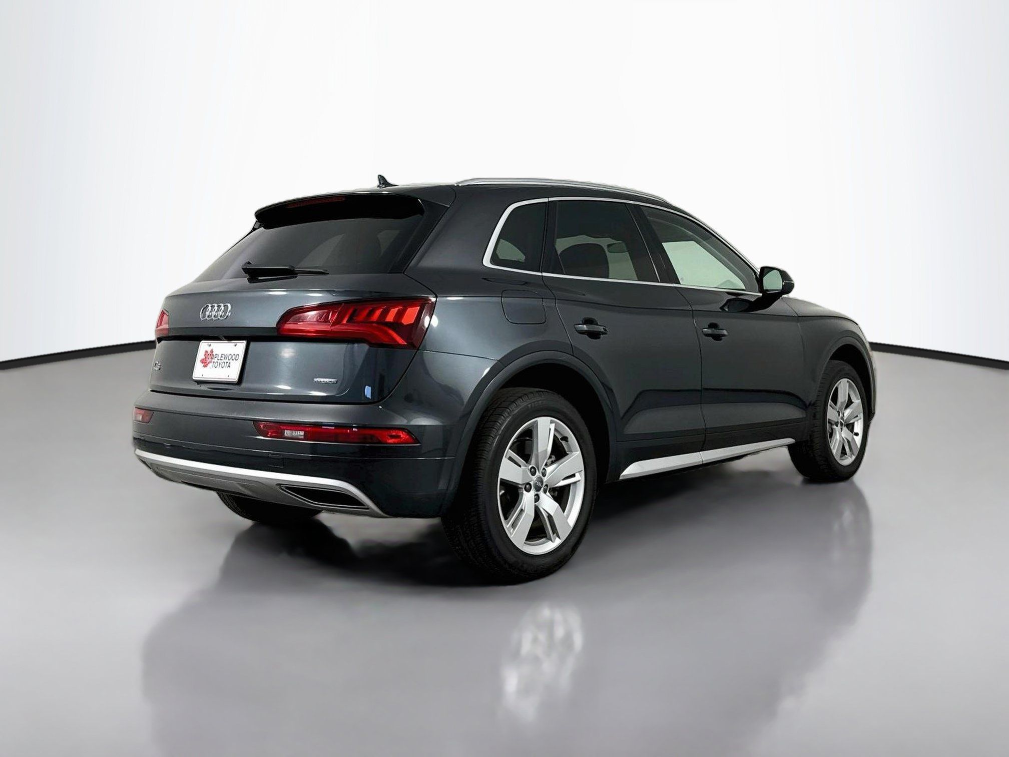 Used 2019 Audi Q5 2.0T Premium w/ Convenience Package AWD/4WD image 7