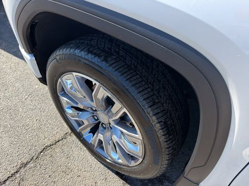 Used 2023 GMC Sierra 1500 Denali w/ Denali Reserve Package image 10