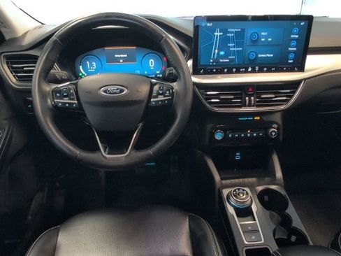 Certified 2023 Ford Escape Platinum AWD/4WD image 16