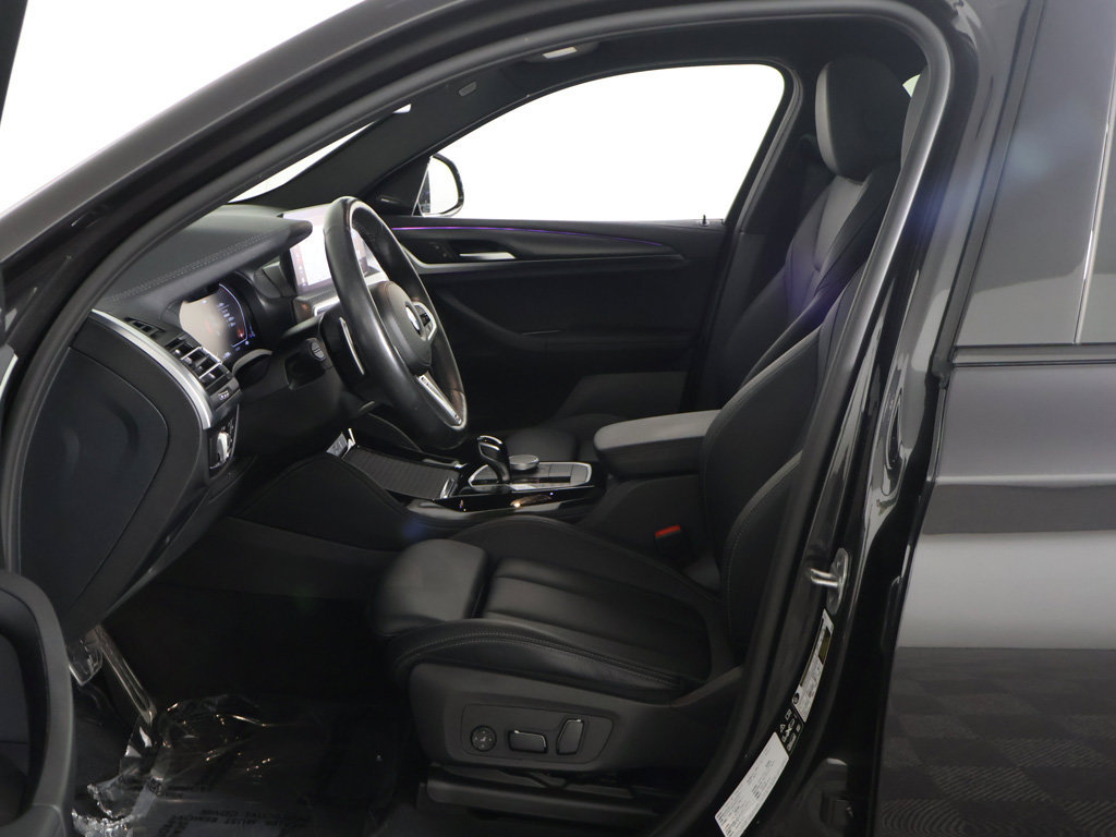 Used 2025 BMW X4 xDrive30i AWD/4WD image 28