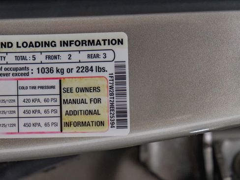 Used 2017 Ford F250 Lariat w/ Chrome Package image 66