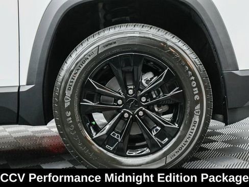 New 2026 Chevrolet Equinox LT w/ Safety and Technology Package FWD image 3