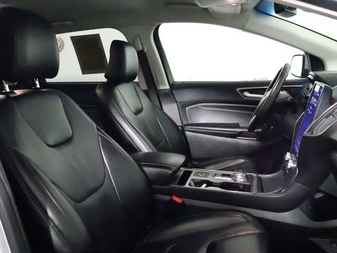 Used 2022 Ford Edge Titanium image 52