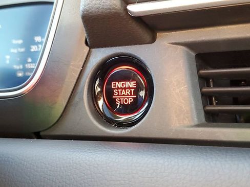 Used 2023 Honda Pilot Elite image 23