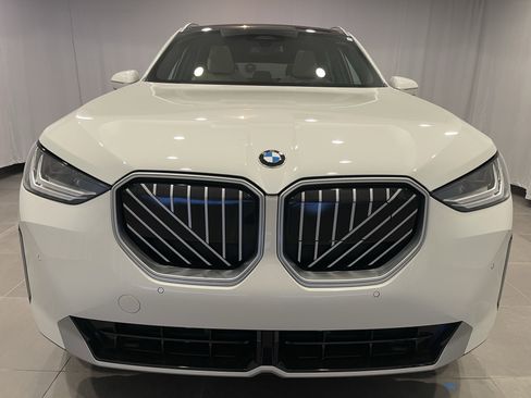 New 2026 BMW X3 xDrive30 w/ Convenience Package image 2