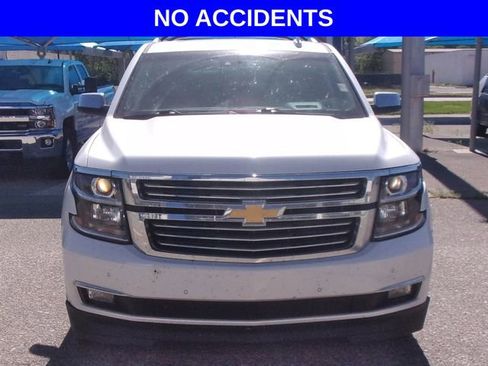 Used 2017 Chevrolet Suburban Premier image 2