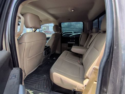 Used 2019 Ford F250 Lariat w/ Lariat Value Package AWD/4WD image 12