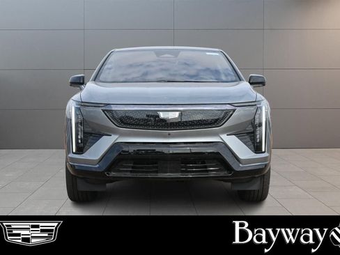 New 2026 Cadillac Optiq Sport 1 w/ LPO, Floor Liner Package image 43