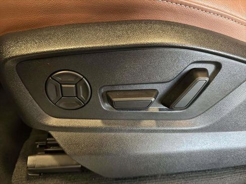 Used 2025 Audi Q7 3.0T Premium w/ Convenience Package image 17