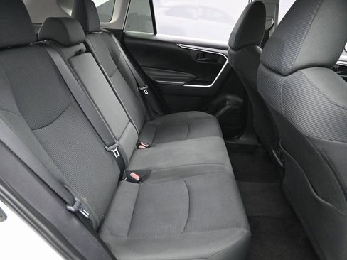 Used 2024 Toyota RAV4 LE image 31