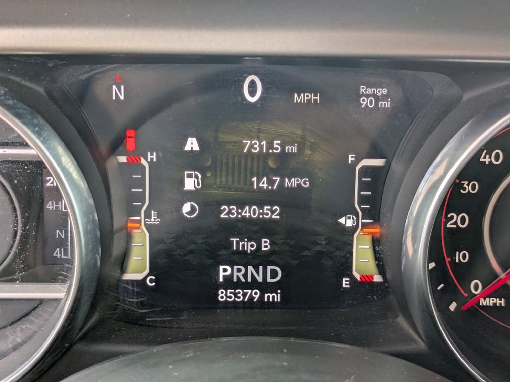 Used 2019 Jeep Wrangler Unlimited Rubicon w/ Dual Top Group AWD/4WD image 36