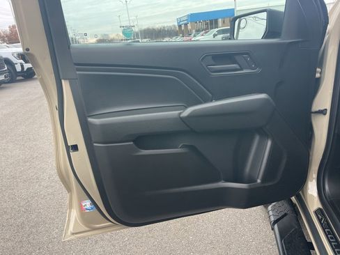 Used 2024 Chevrolet Colorado W/T w/ WT Convenience Package II image 9