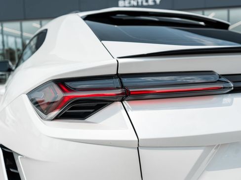 Used 2023 Lamborghini Urus S AWD/4WD image 11