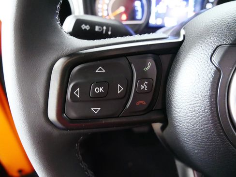 Used 2025 Jeep Wrangler Sport AWD/4WD image 26