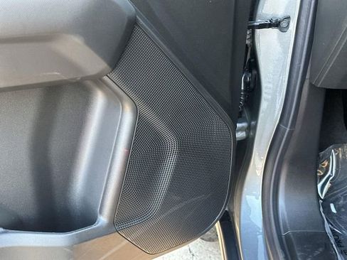 New 2026 GMC Canyon Elevation w/ LPO, Black Badging Package image 18