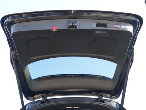 New 2026 Mercedes-Benz GLE 580 4MATIC image 21