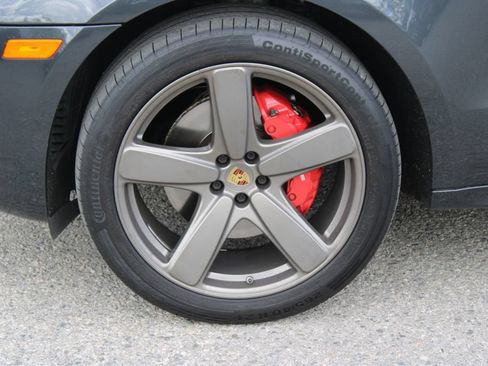 Used 2018 Porsche Macan GTS AWD/4WD image 8
