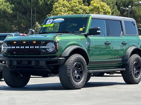 Certified 2024 Ford Bronco Wildtrak AWD/4WD image 10