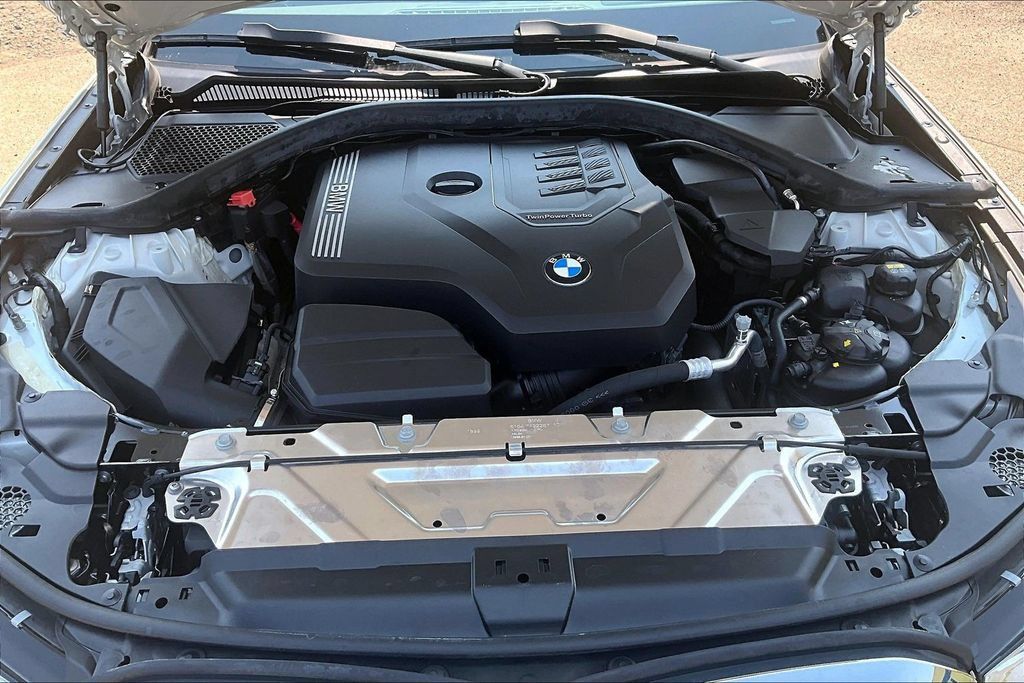 Used 2020 BMW 330i Sedan w/ Premium Package RWD image 29