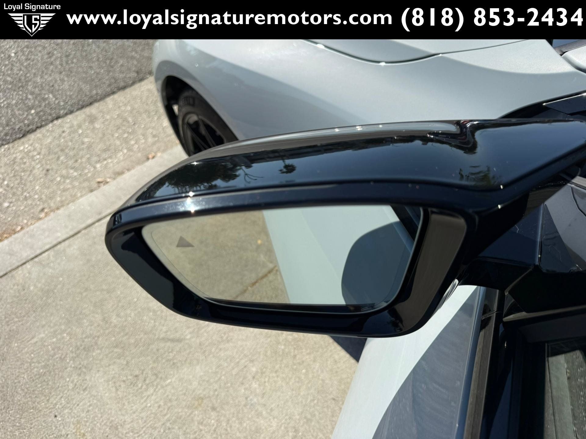 Used 2024 BMW M4 Coupe w/ Executive Package RWD image 17