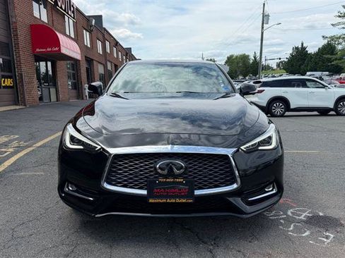 Used 2021 INFINITI Q60 3.0t Luxe w/ Essential Package AWD/4WD image 2