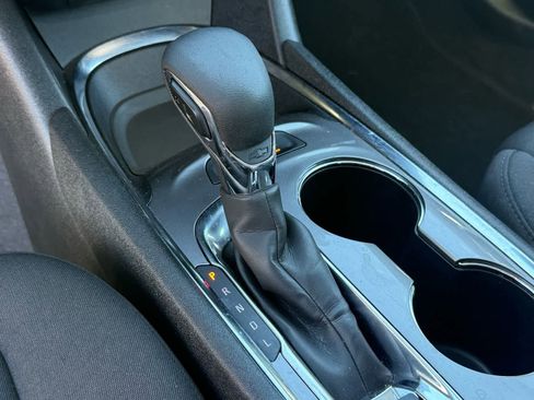 Used 2024 Chevrolet Malibu LT image 10