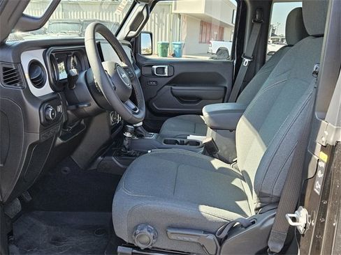 Used 2024 Jeep Wrangler Sport S image 10